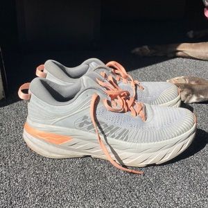 Hoka Bondi 7 running sneakers